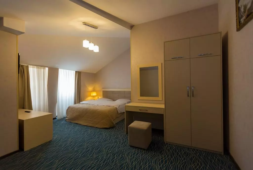 ART Hotel Baku_shabavizparvaz_10.jpg